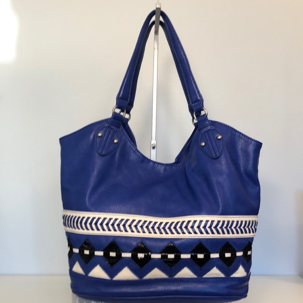 Electric Blue Jessica Simpson Oversize Bag with White & Black Geometric Design